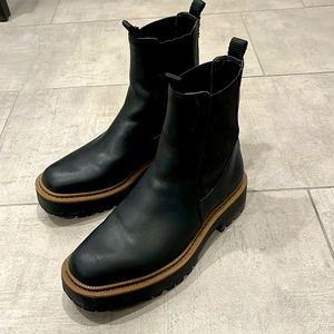 Sam Edelman Laguna Chelsea boots size 7